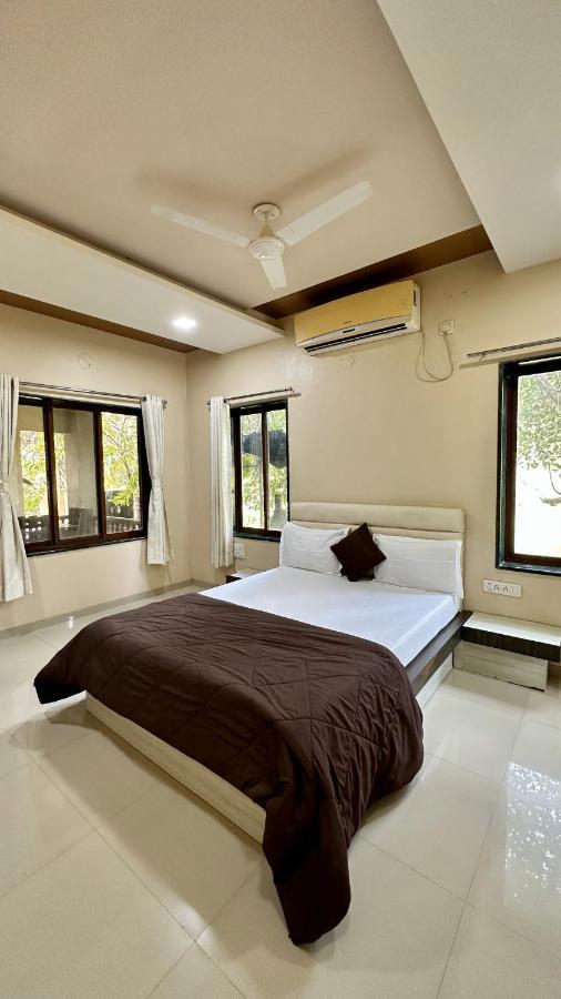 Coral Bay Villa Kashid Esterno foto