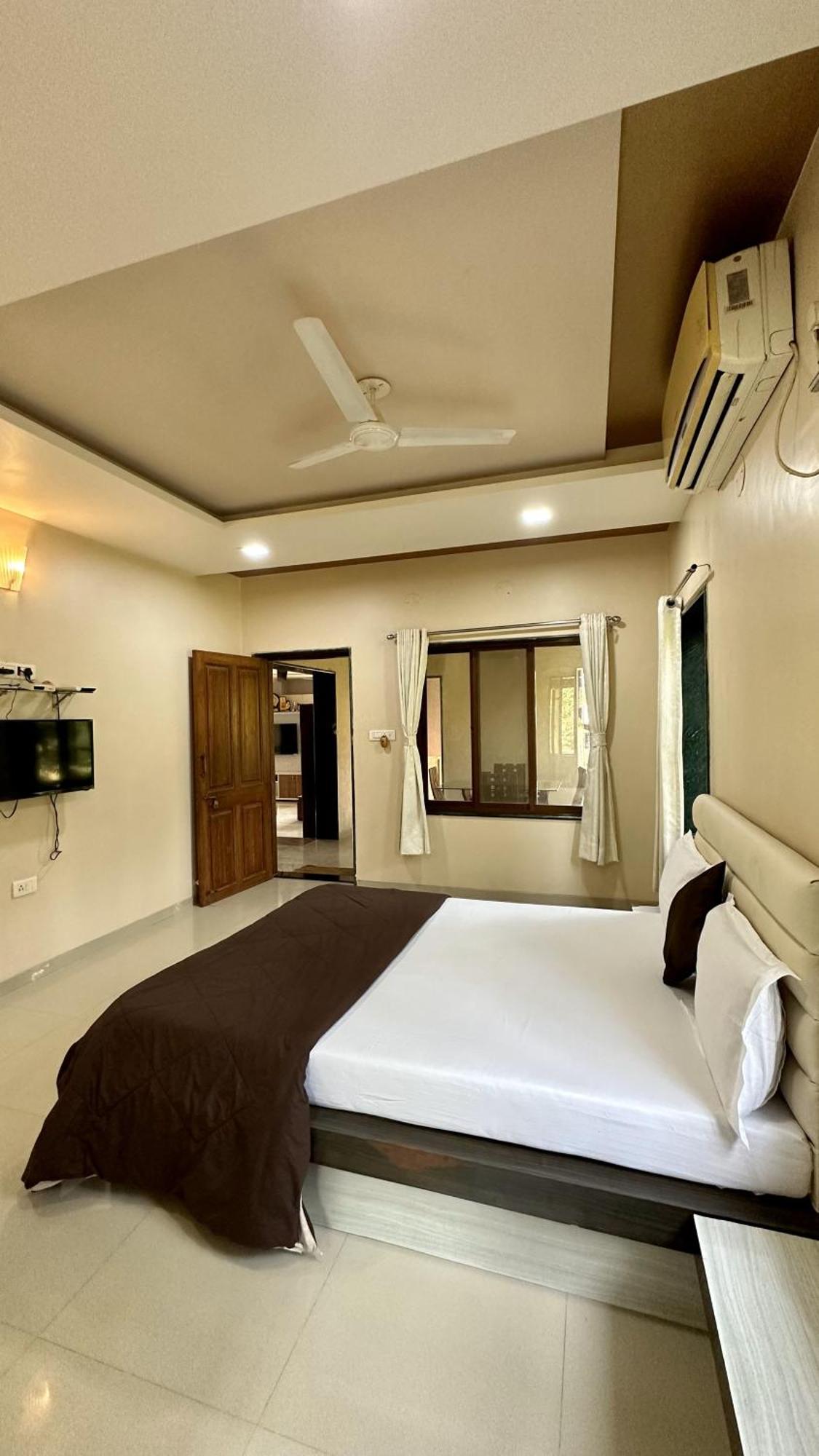 Coral Bay Villa Kashid Esterno foto
