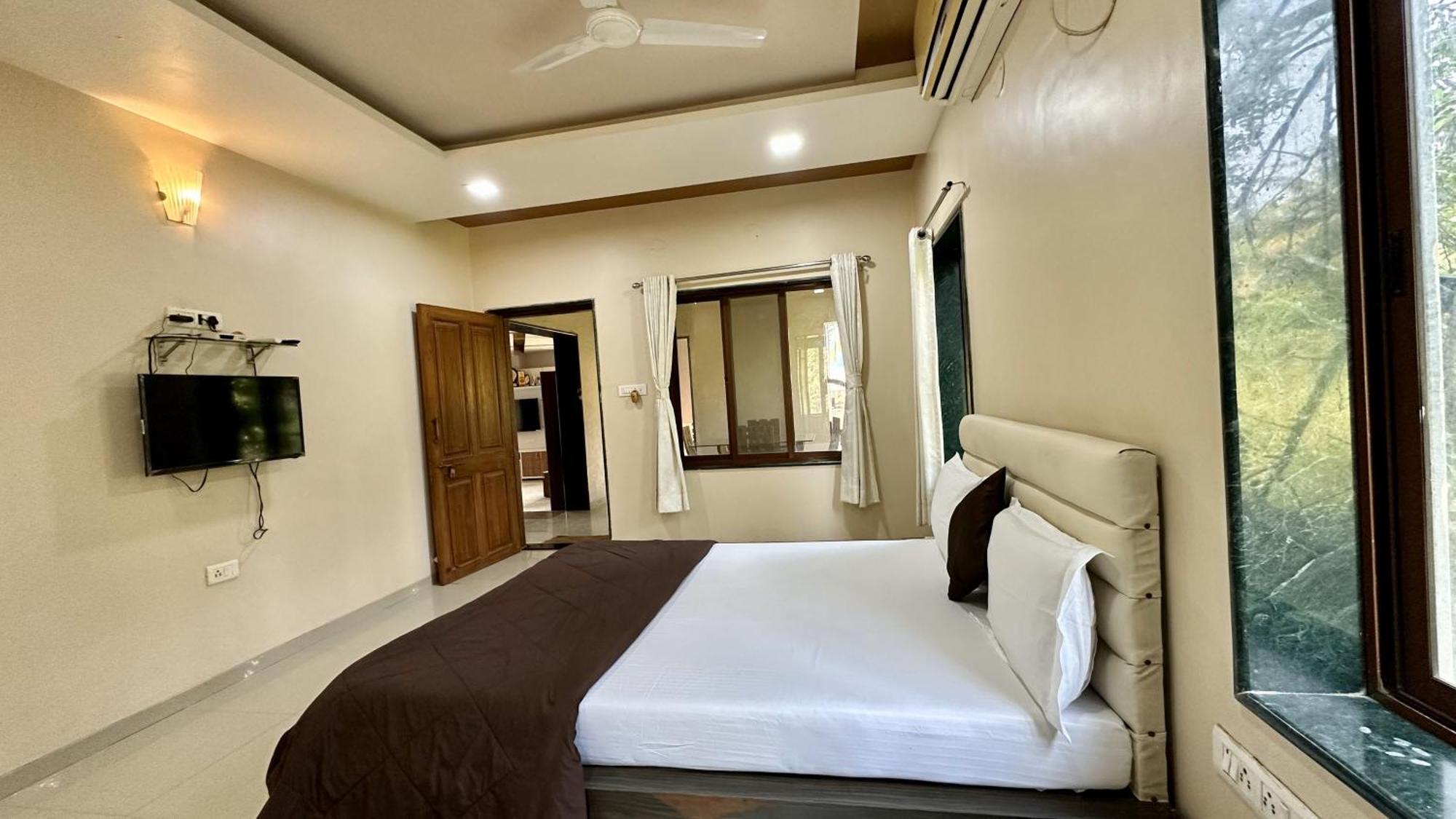 Coral Bay Villa Kashid Esterno foto
